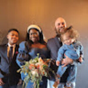 Meet your Posher, Derek & alesa